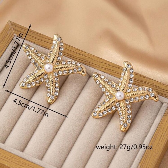 Gold and White Starfish Earrings with Sparkling Gemstones - Picture 5 of 5